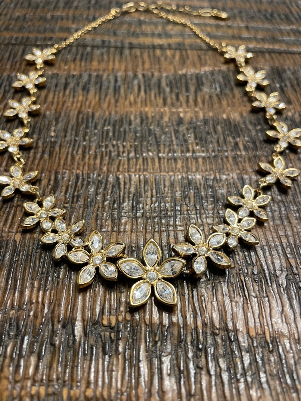 AUTHENTIC Swan  Swarovski Gold Plated Flower Necklace 17"